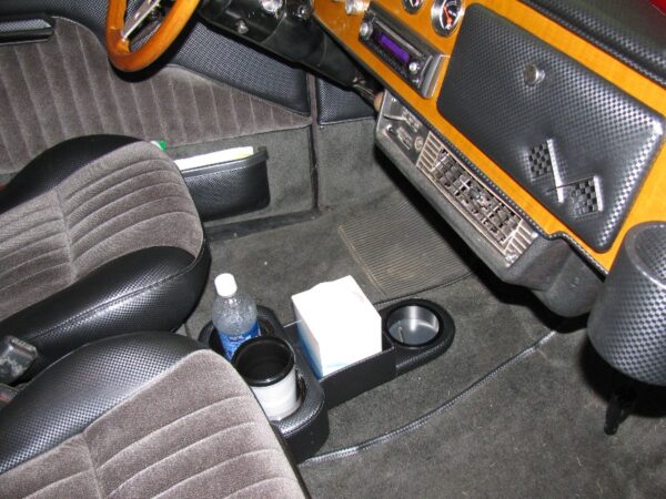 An HR Drinkster Floor Console in a Classic Car