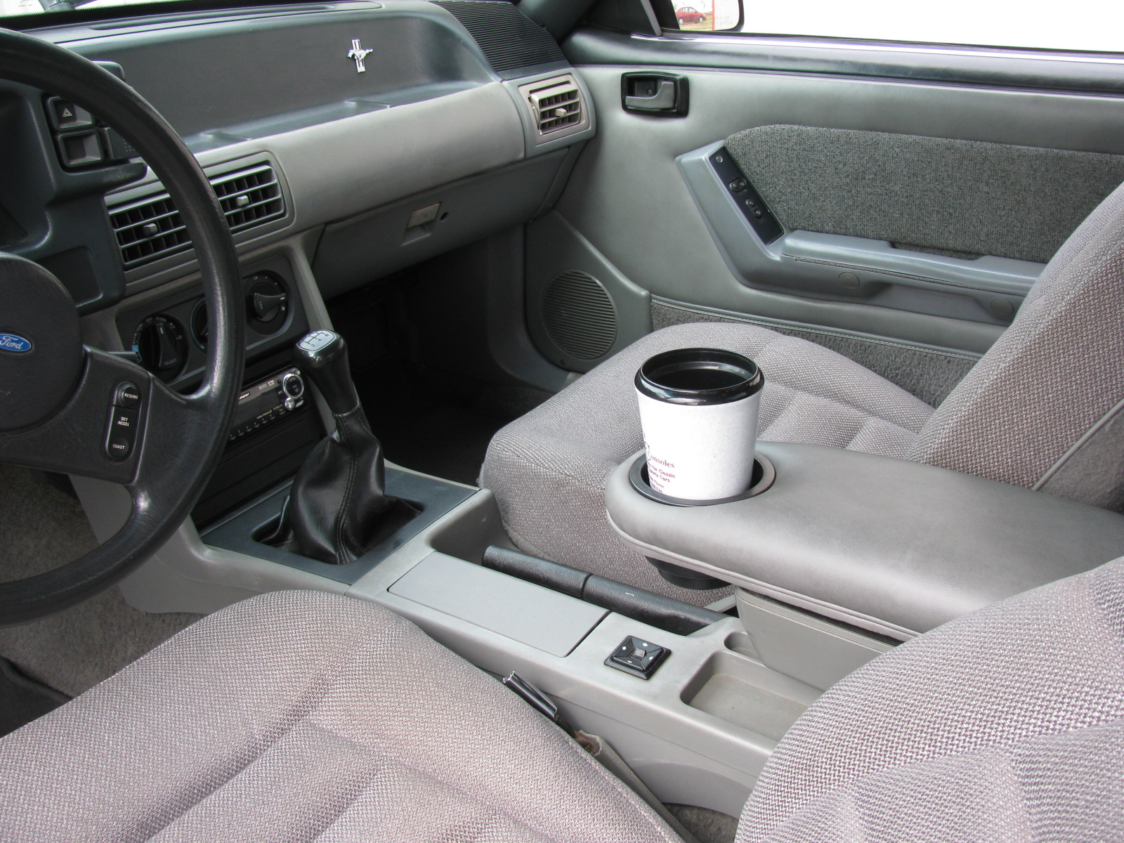 1987-1993 Ford Mustang armrest with Drink holder