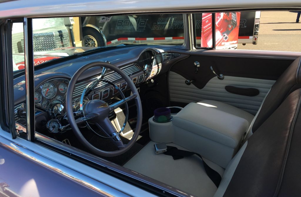 BC Cruiser Console in a Classic Car